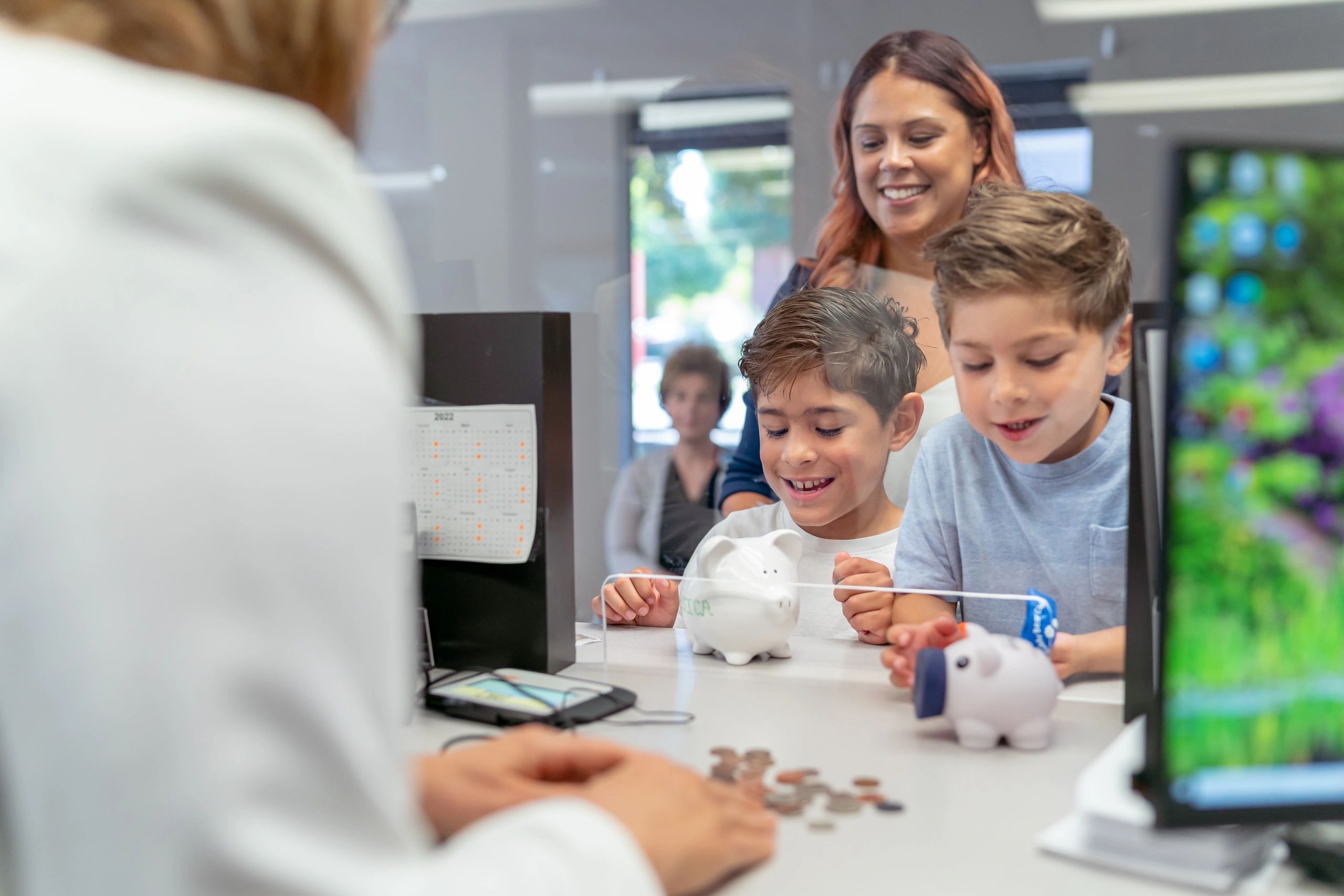 children learning money